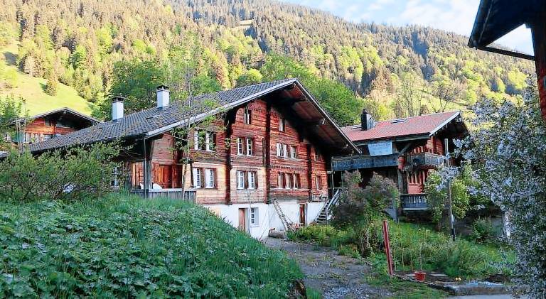 Chalet with 2 rooms for 4 persons — photo 4