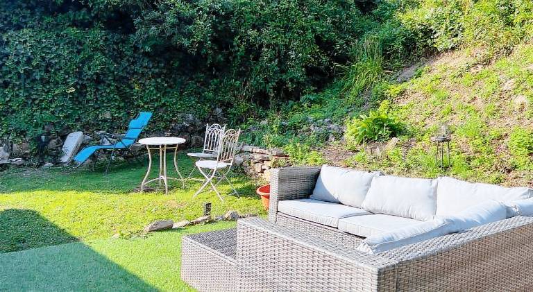 Serviced apartment with BBQ, yard & terrace | Pet-friendly — photo 3