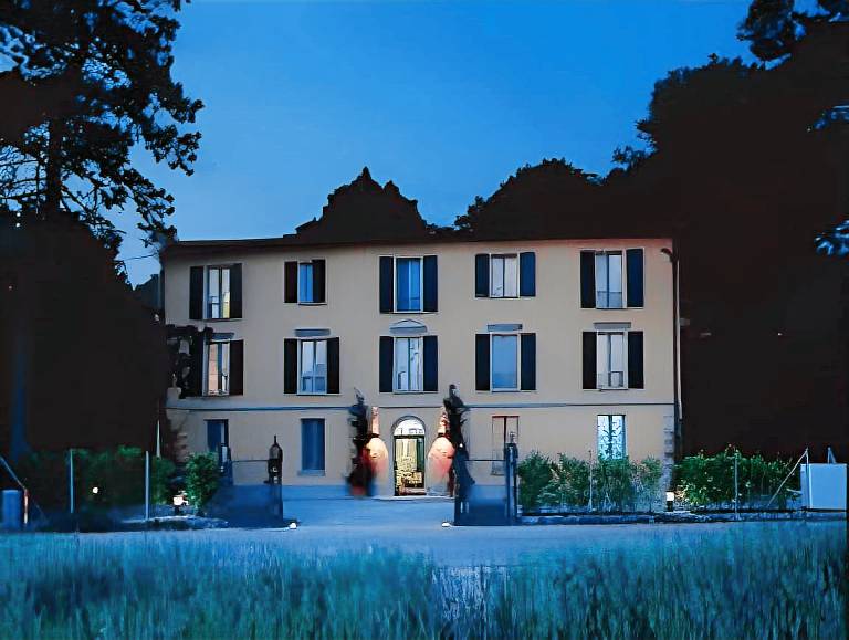 Bed & Breakfast  Minerbio