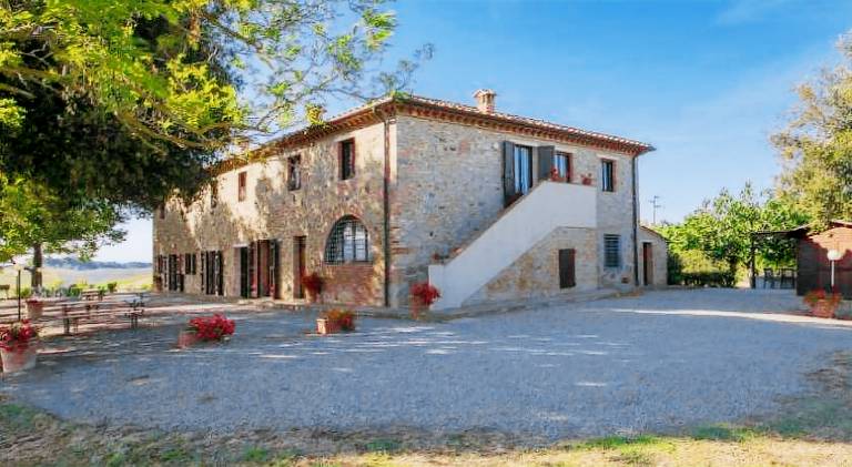 Farm with barbeque, terrace & pool | Pets allowed in Casciana Terme Lari