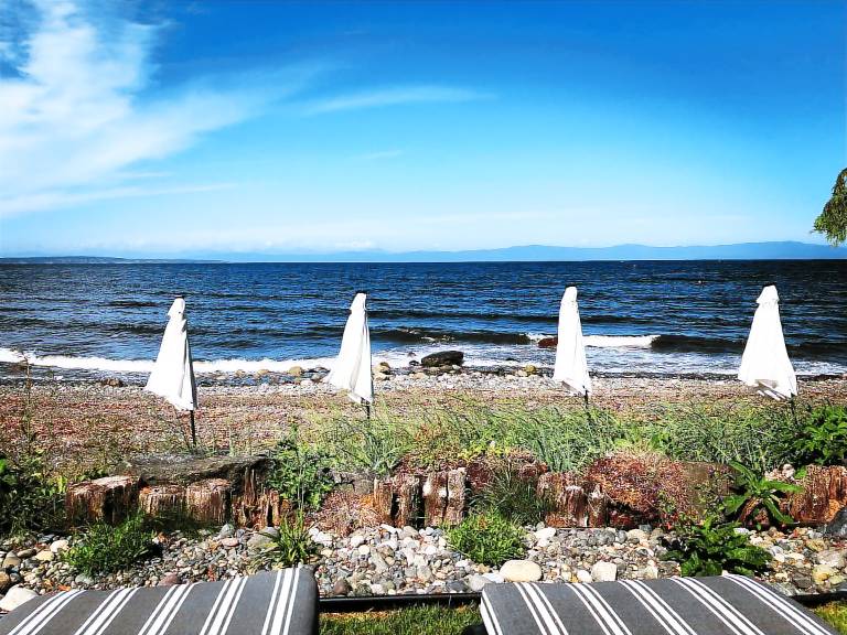 Qualicum Breeze Beach Resort in Nanaimo, BC