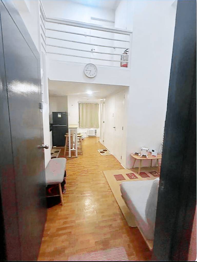 Apartment with pool in Pasay