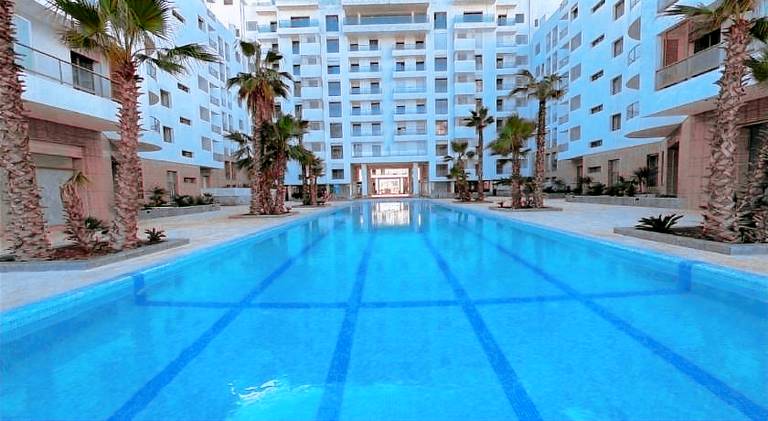 Spacious rental apartment with pool | Pets are welcome in Casablanca