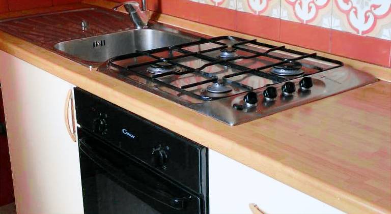 Beautiful serviced apartment with yard | Next to the beach | Pet-friendly — photo 5