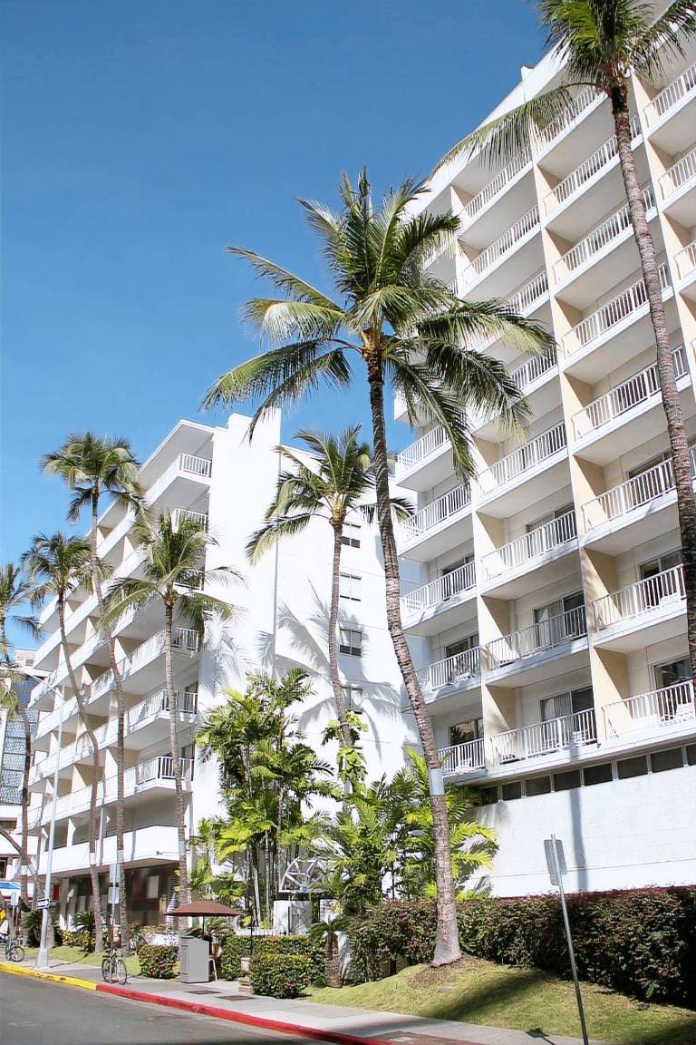 Oasis Hotel Waikiki in Wai