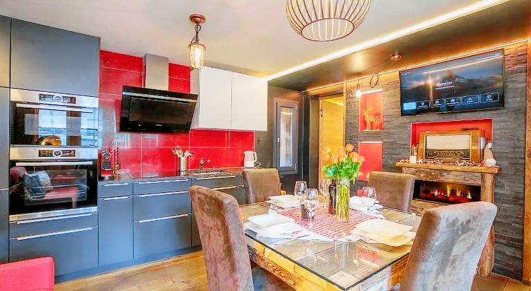 Beautiful chalet with jacuzzi | Close to the ski | Dogs allowed — photo 2