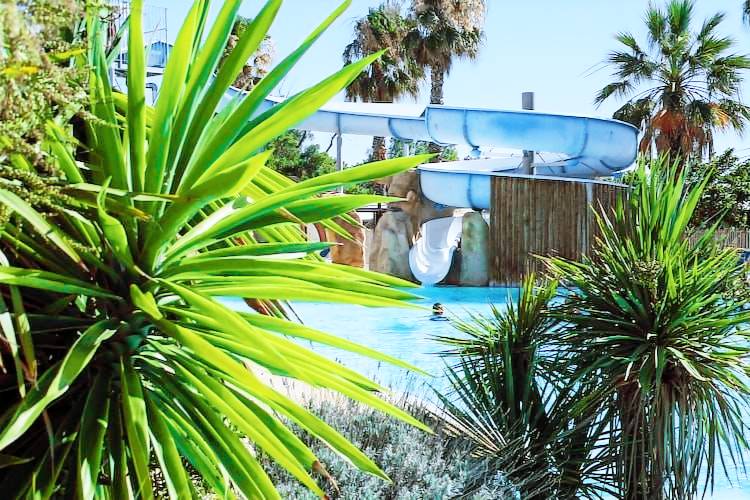Mobile home with jacuzzi, garden & barbeque — photo 5