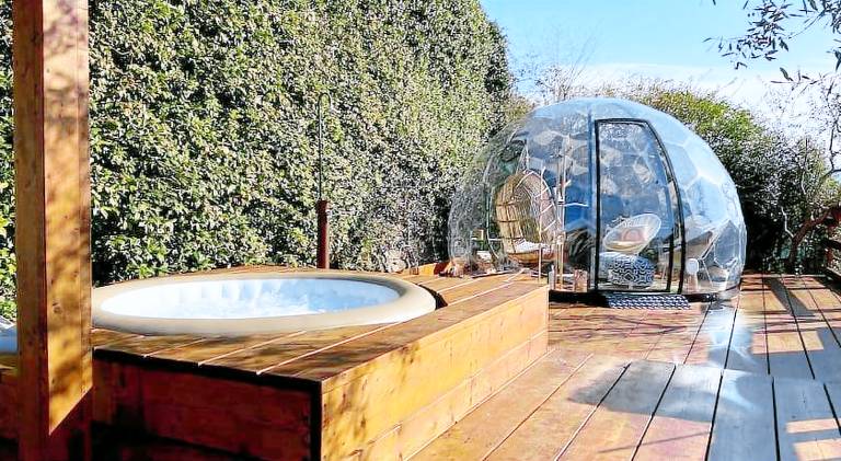 House with jacuzzi & pool — photo 3