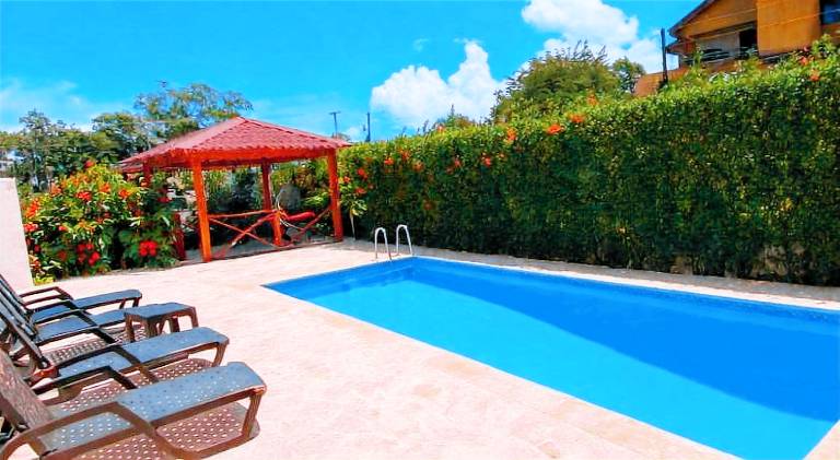 Holiday apartment with pool — photo 5