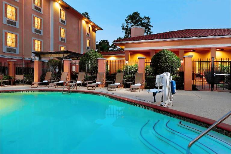 TownePlace Suites by Marriott Houston Intercontinental Airport — photo 2