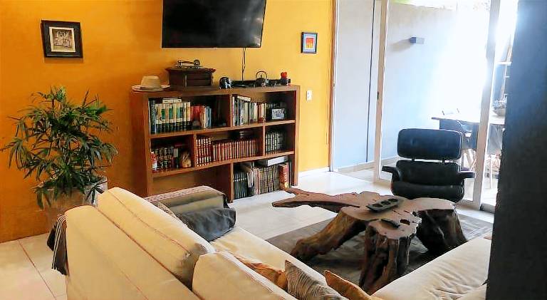 Lovely rental apartment with pool | Pet-friendly — photo 2