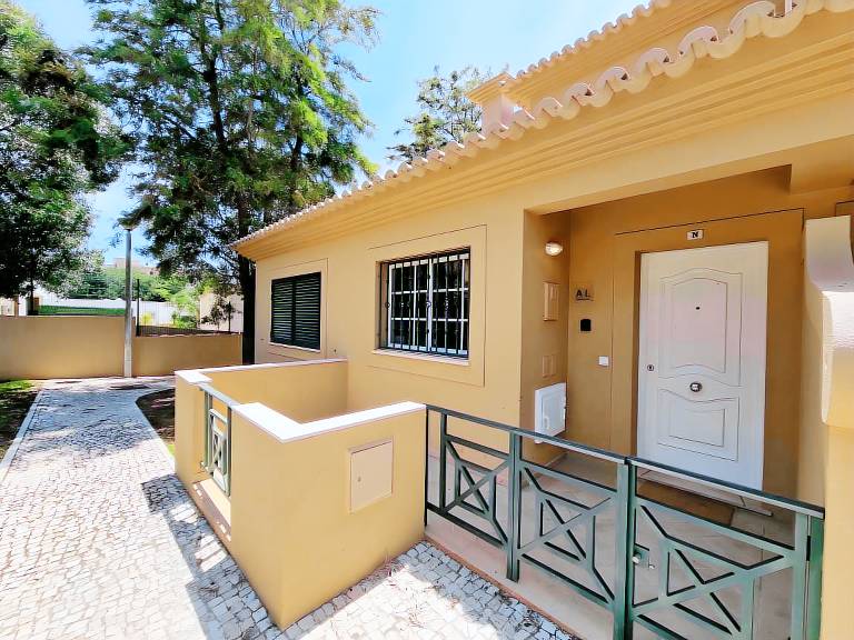 Charming house with yard & pool | Beach nearby | Dogs allowed — photo 5