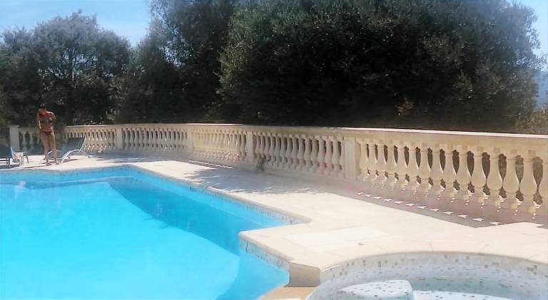 Rental apartment with pool & jacuzzi | Pet-friendly in Le Cannet