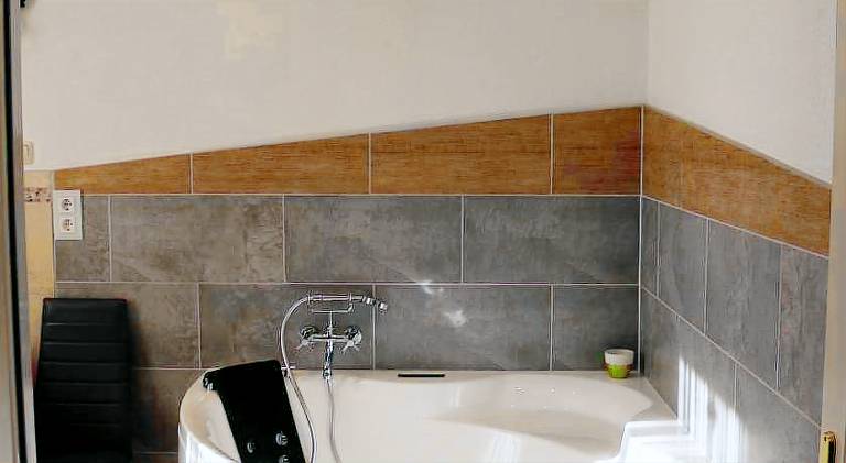 Pleasant holiday apartment with hot tub, garden & patio | Pets allowed — photo 3