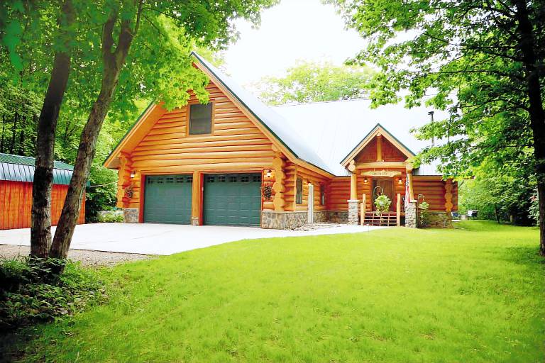 Cabin  Brimley