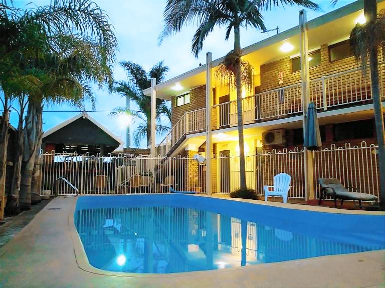 Serviced apartment  Lakes Entrance