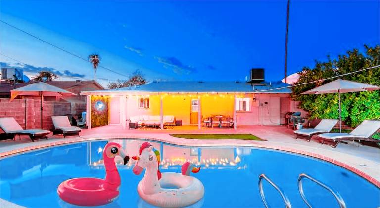 Vacation home with pool | Suitable for remote work in Scottsdale, AZ
