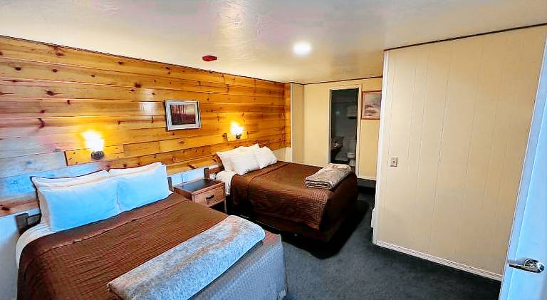 Captain's Choice Motel — photo 2