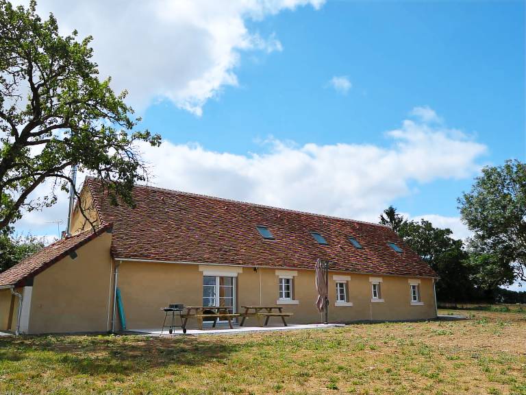Cottage with garden & barbeque — photo 4