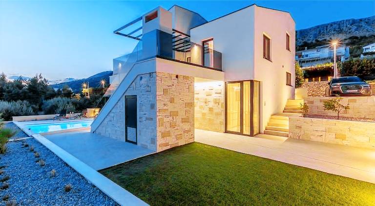 Luxury Villa RoMa 1, with heated saltwater pool, parking, high speed Internet, BBQ, — photo 3