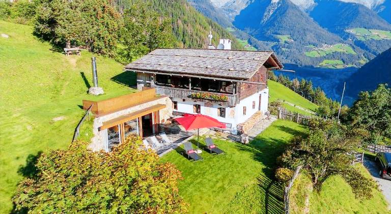 Fully equipped chalet with terrace, barbecue & sauna | Suitable for remote work | Dogs allowed — photo 5