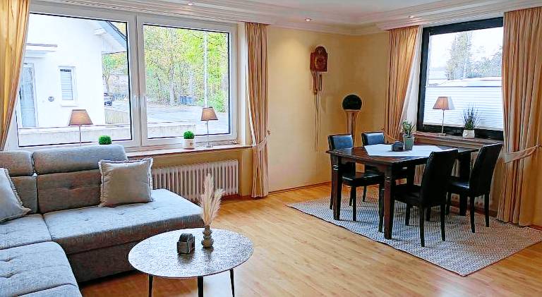 Hotel Garni Zum Grunen Baum in Paderborn