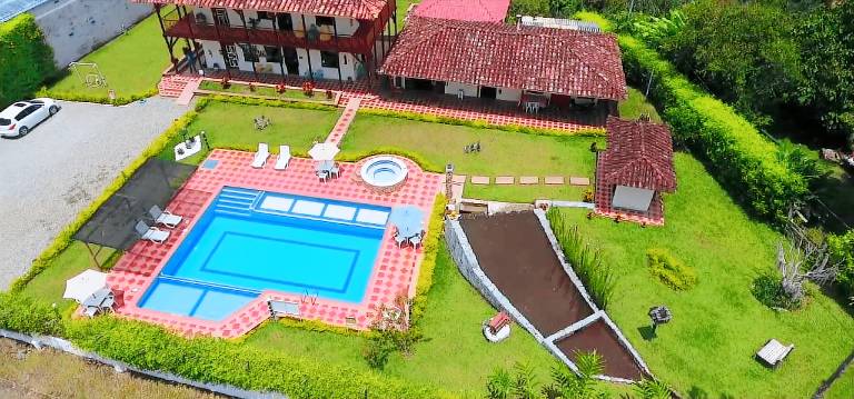 Villa with pool & jacuzzi in Montenegro