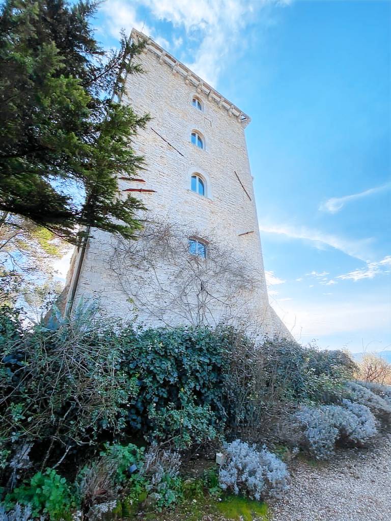 Casa  Frontignano