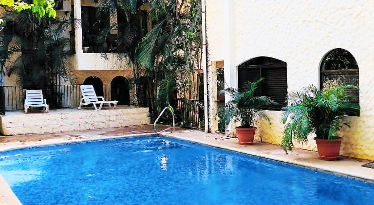Apartment with pool — photo 2