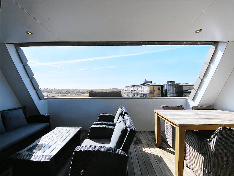 Child-friendly wonderful holiday apartment with jacuzzi & terrace | Beach nearby | Pets allowed — photo 2
