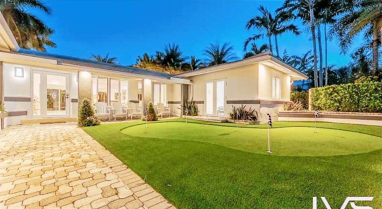 Imperial Waterfront Villa- Walk to Beach Pool & Spa — photo 5