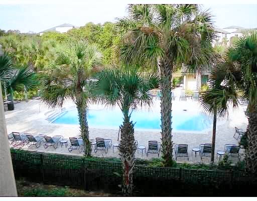Condo Emerald Island