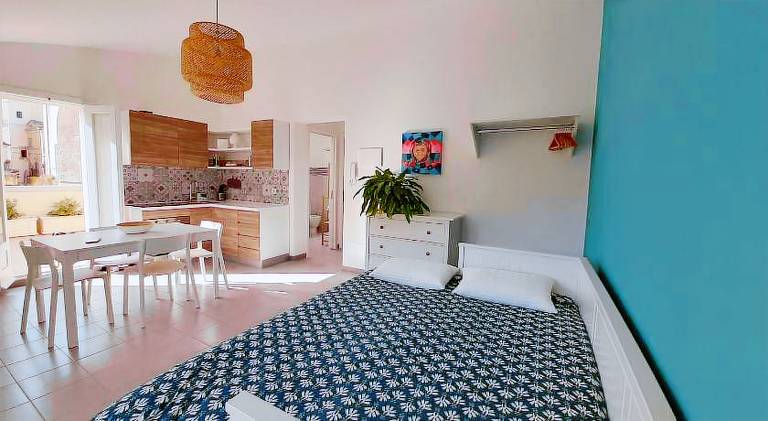 Vacation home with terrace — photo 2