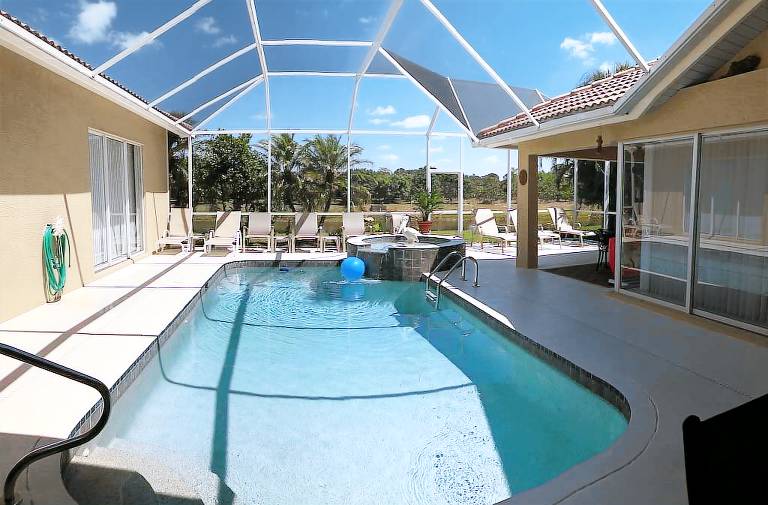 Villa Naples