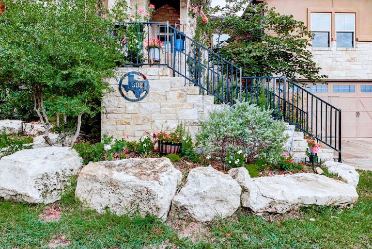 Family-oriented pleasant house with private pool, terrace & garden | Pet-friendly — photo 3