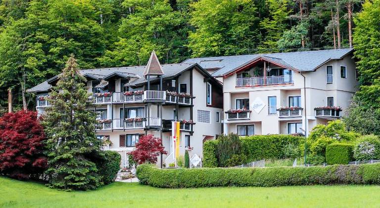 Hotel Garni ELISABETH in Poertschach am Woerthersee