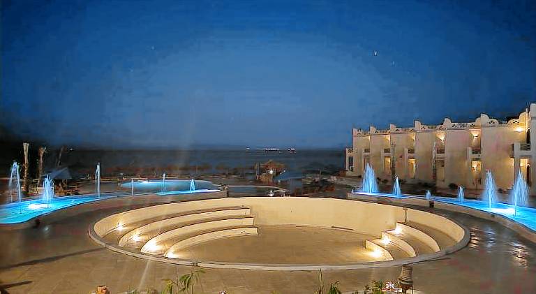 Zain Dive Inn — photo 4