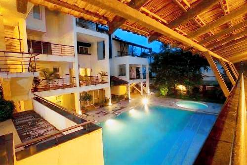 House with patio, garden & pool in Panaji