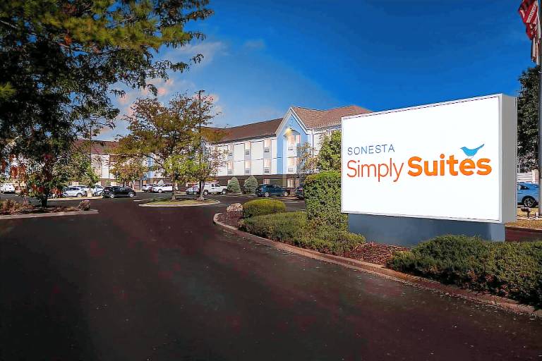 Sonesta Simply Suites St Louis Earth City — photo 2