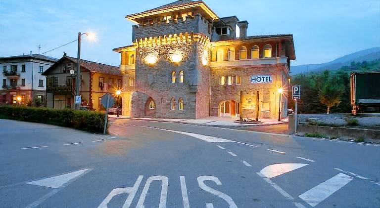 Hotel Errekagain