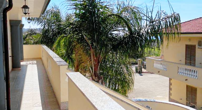 Serviced apartment with garden & terrace | Pet-friendly — photo 5