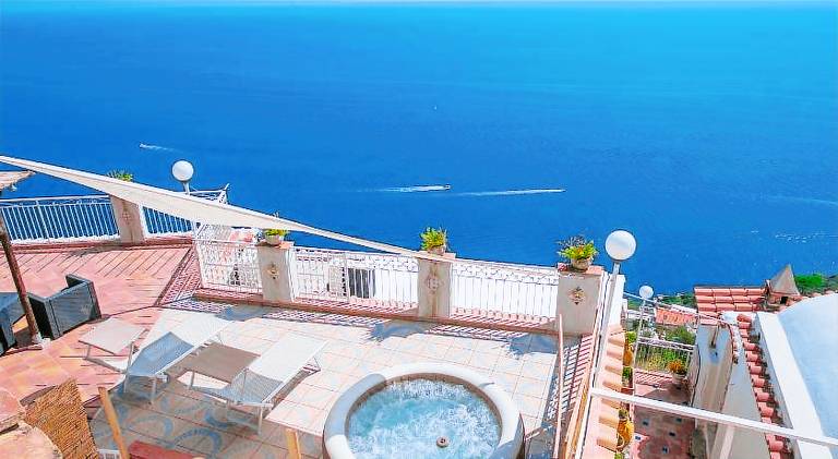 Ample house with pool & hot tub | Dogs allowed in Agerola