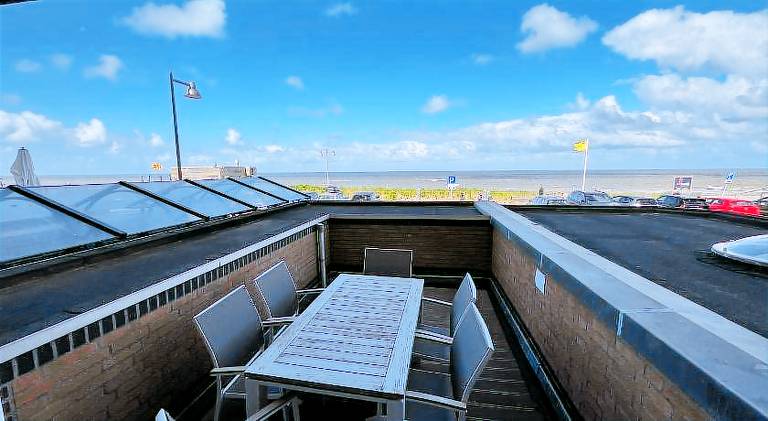 Rental apartment with patio | Close to the beach | Dogs allowed in Bergen