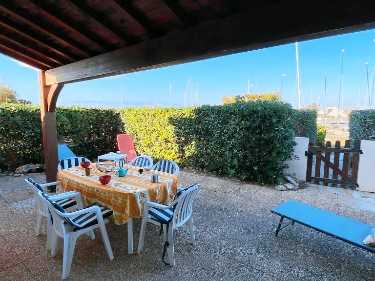 Charming Villa by Leucate Lake: 3BR, Terrace, Parking, Pets Allowed, Sleeps 6 — photo 5