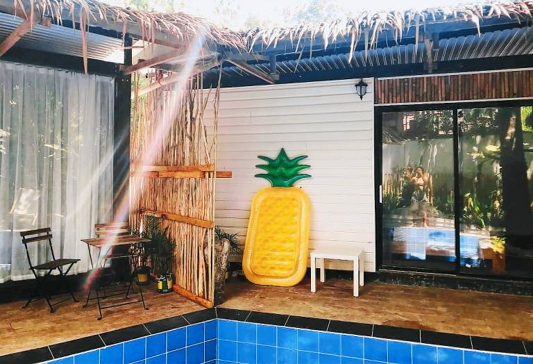 Vacation home with pool — photo 3