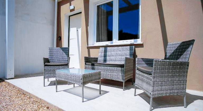House with hot tub in Pula