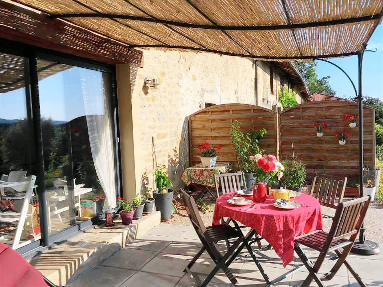 Child-friendly gite with terrace & garden | Pet-friendly — photo 5