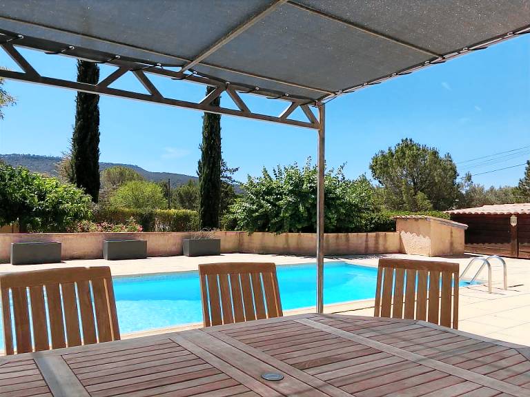 Holiday apartment with BBQ, pool & yard | Mountain view — photo 2