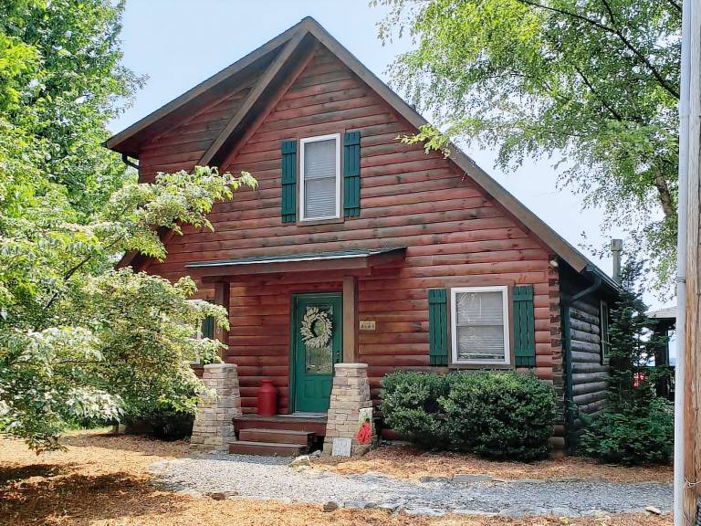 Cabin Deep Gap