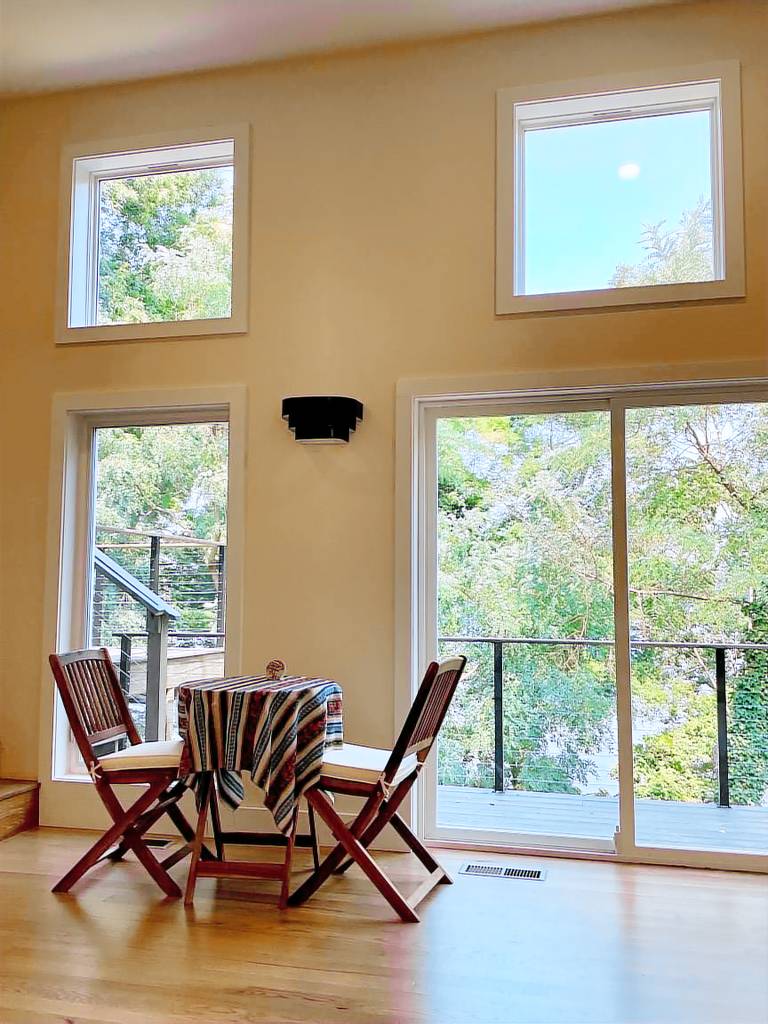 Apartment  Edgewater